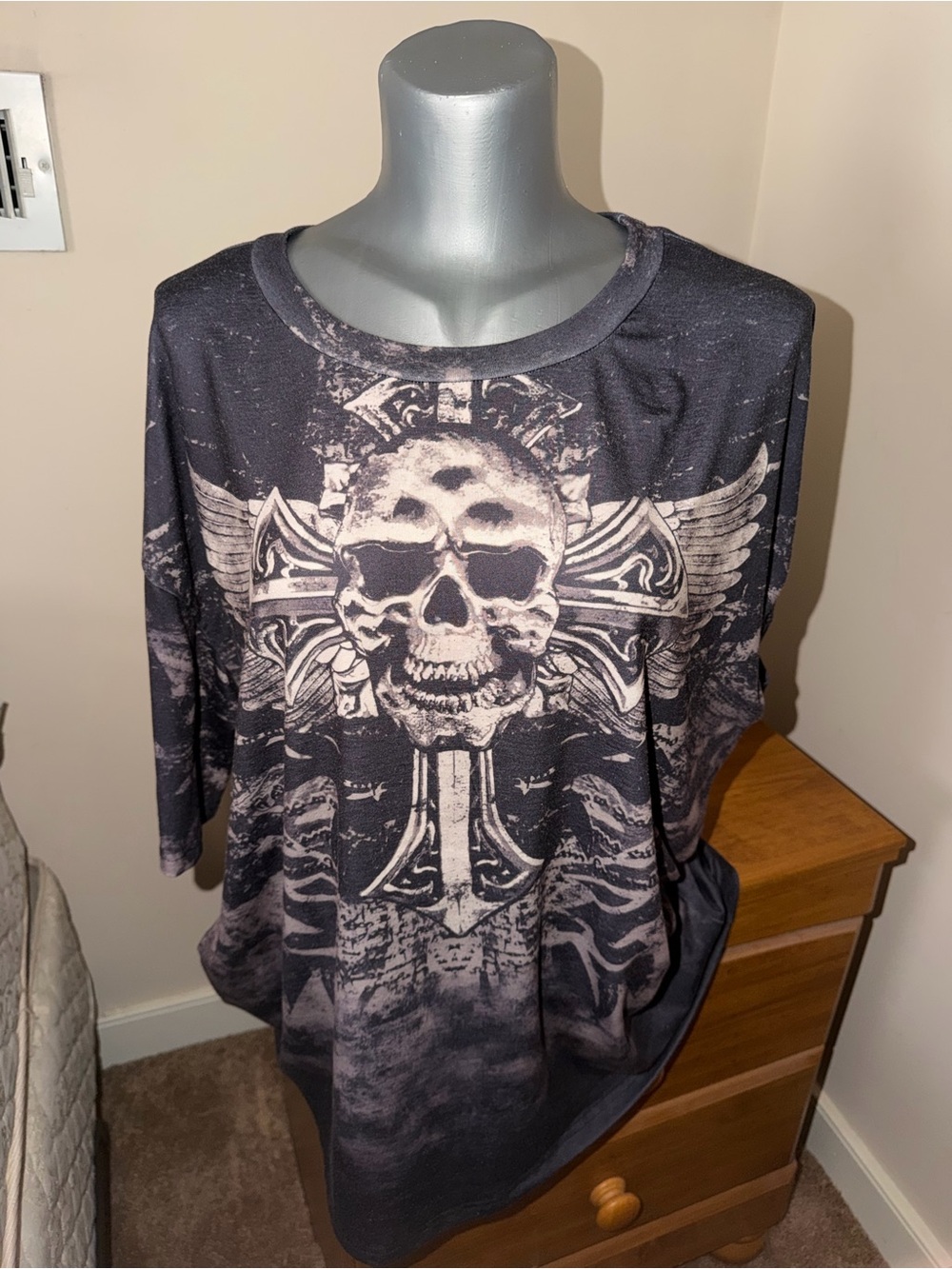SHEIN Skull Graphic Shirt XL